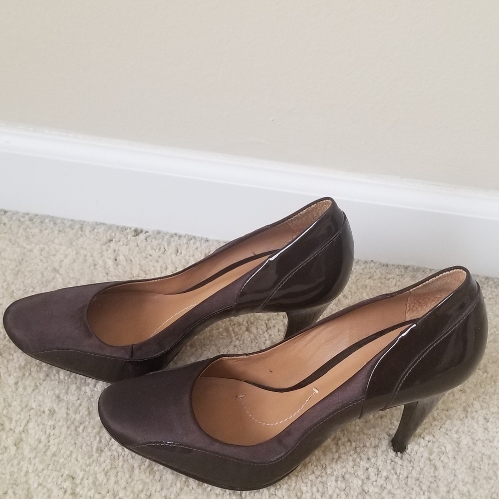 Cbgmaxazria leather sole pump